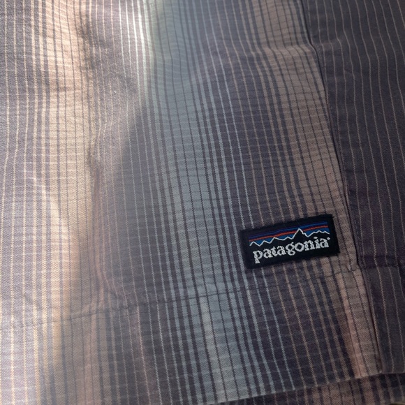 Patagonia Women’s shorts - Size 10 - Picture 5 of 5